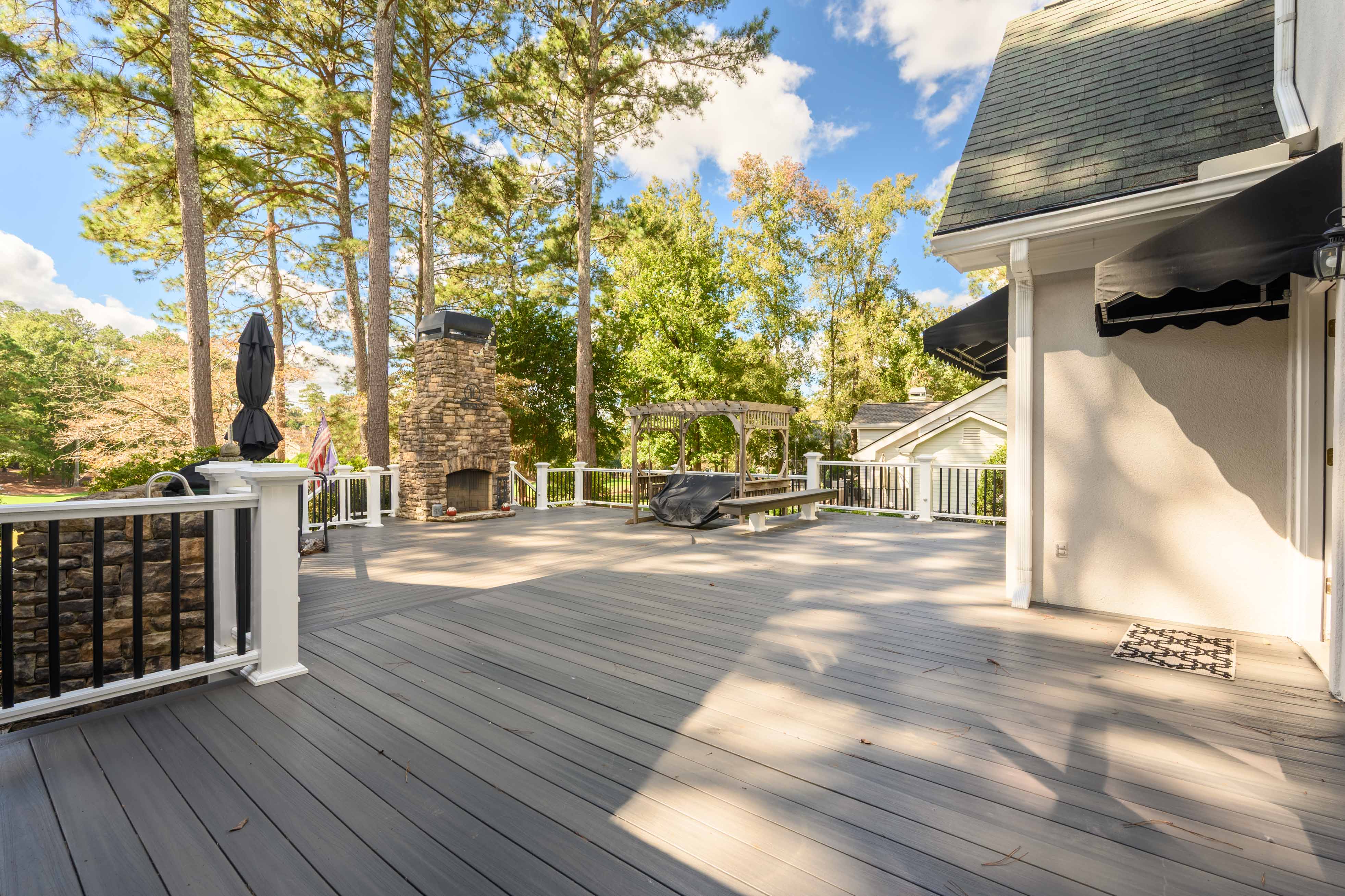 1811 Snug Harbor Drive image 33